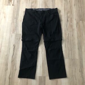 SIZE 40x30 Eddie Bauer Men's Black Convertible Cargo Pants